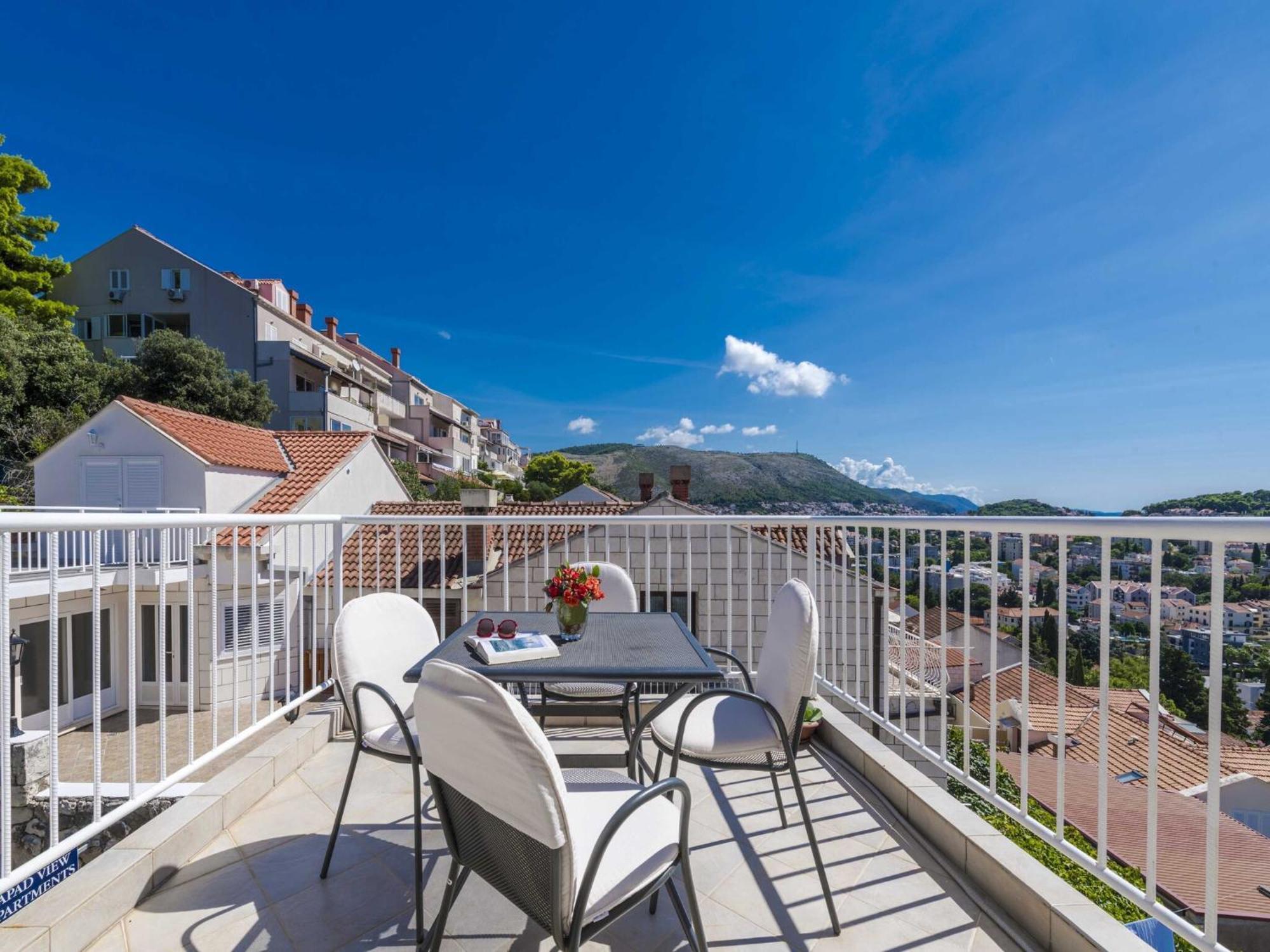 Hills - One Bedroom With Balcony And Sea View Dubrovnik